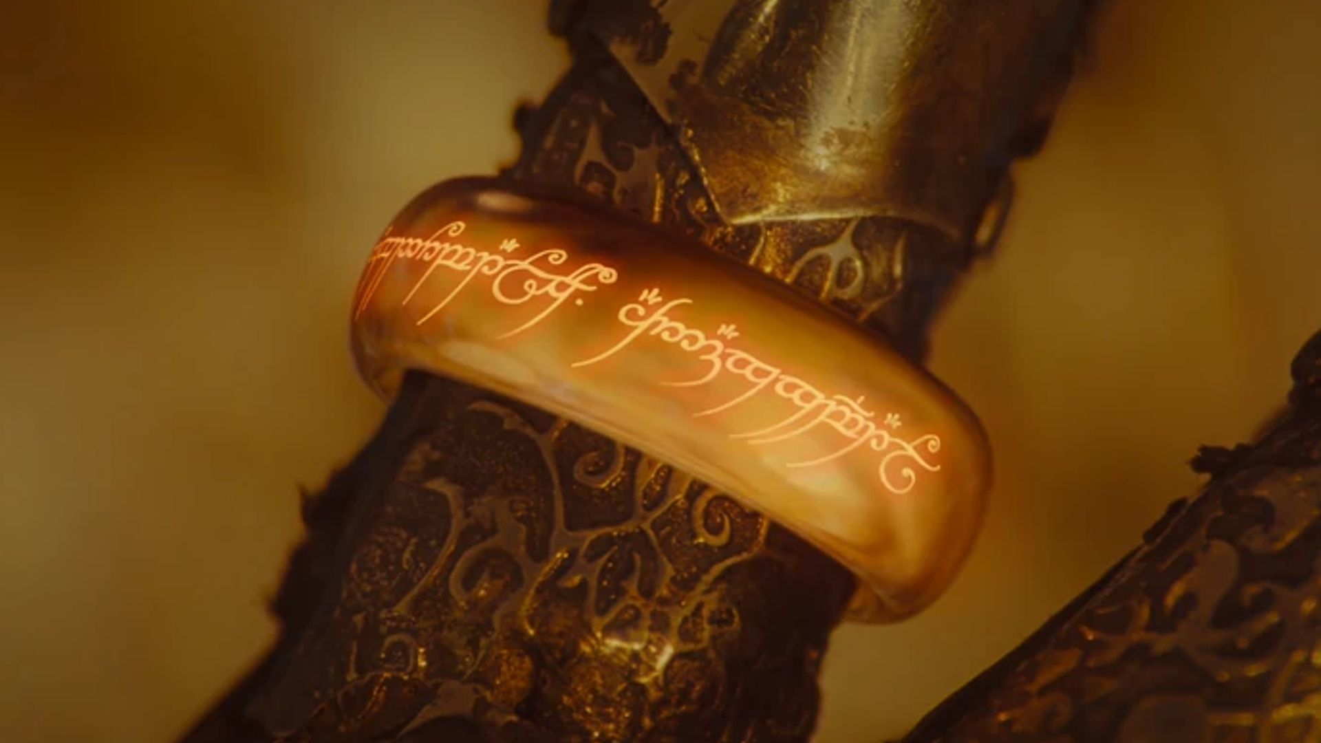 lord of the rings one ring sauron